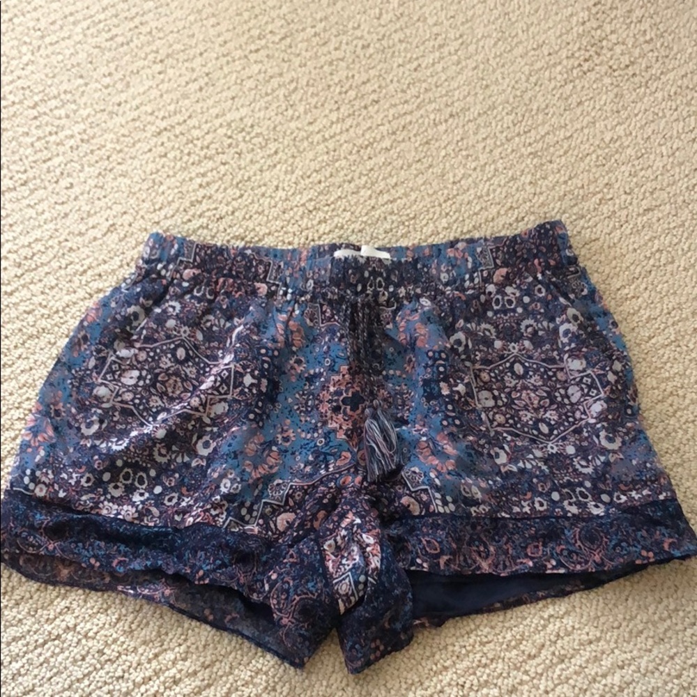 Joie shorts size small